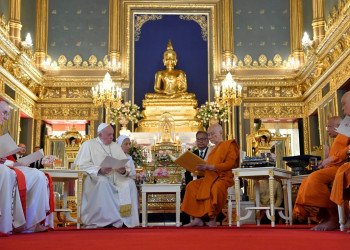 Na Tailândia, papa Francisco pede cooperação em questões de migração